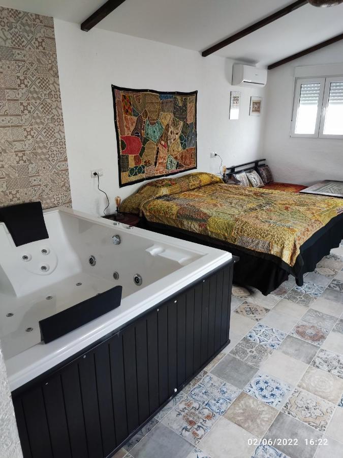 Villa Egipto Con Jacuzzi Y Piscina Climatizada Chiclana de la Frontera Exterior photo